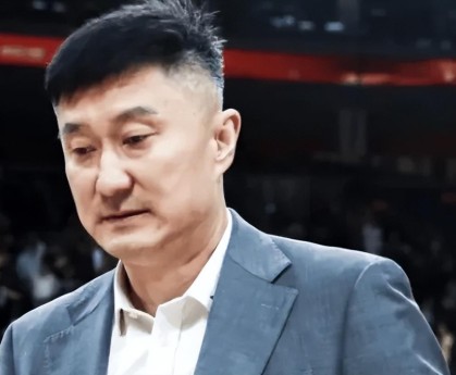 开云体育app-胜同曦发布会！杜锋认可防守，赞同曦多人！焦泊乔提下半场回暖！